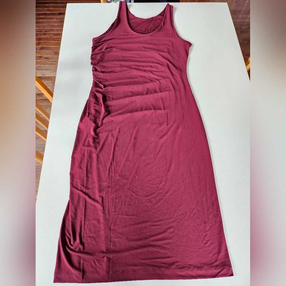 Red, Side Rouched Bodycon Dress - Picture 4 of 7